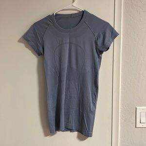 Lululemon run swiftly top